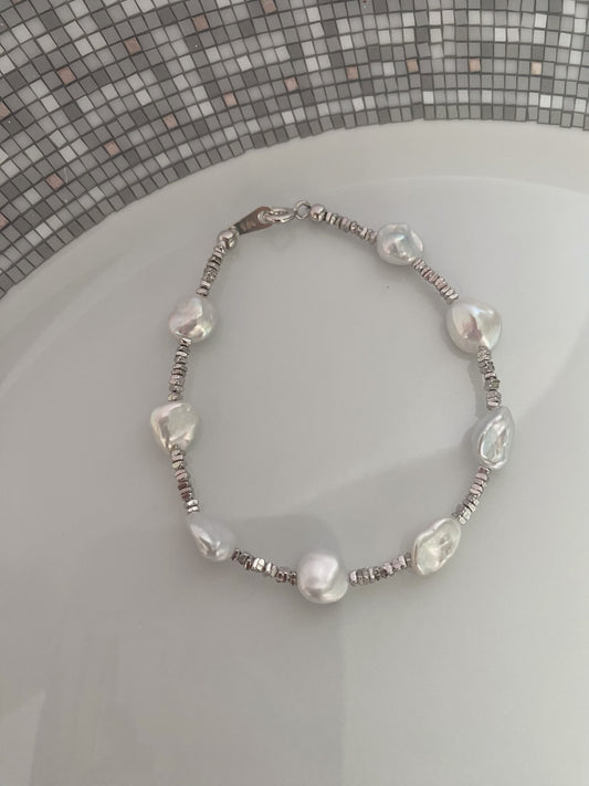 Bracelet Cheryl (Rare silver blue color)