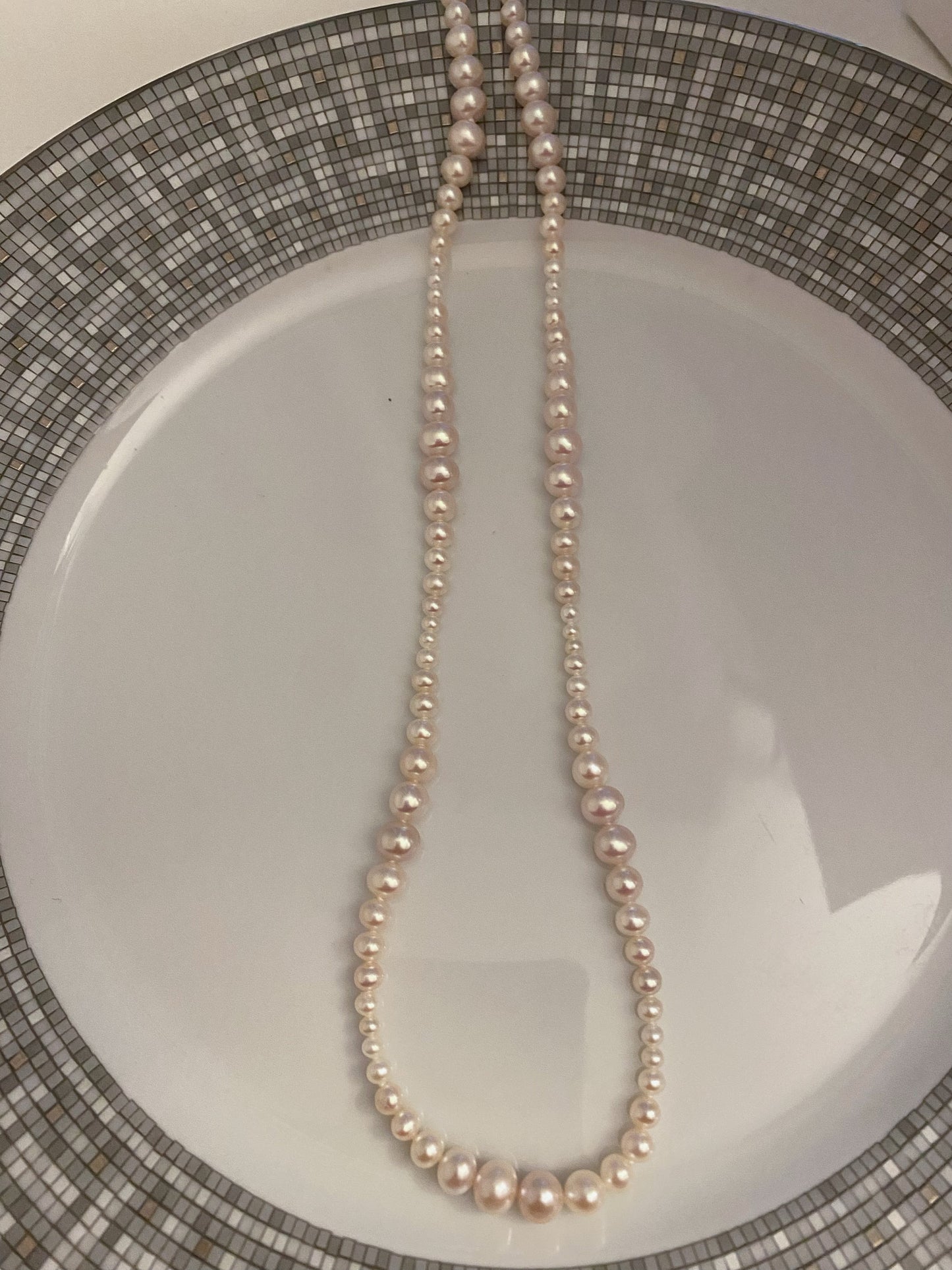 Collier en perles de taille dégradée, 50cm