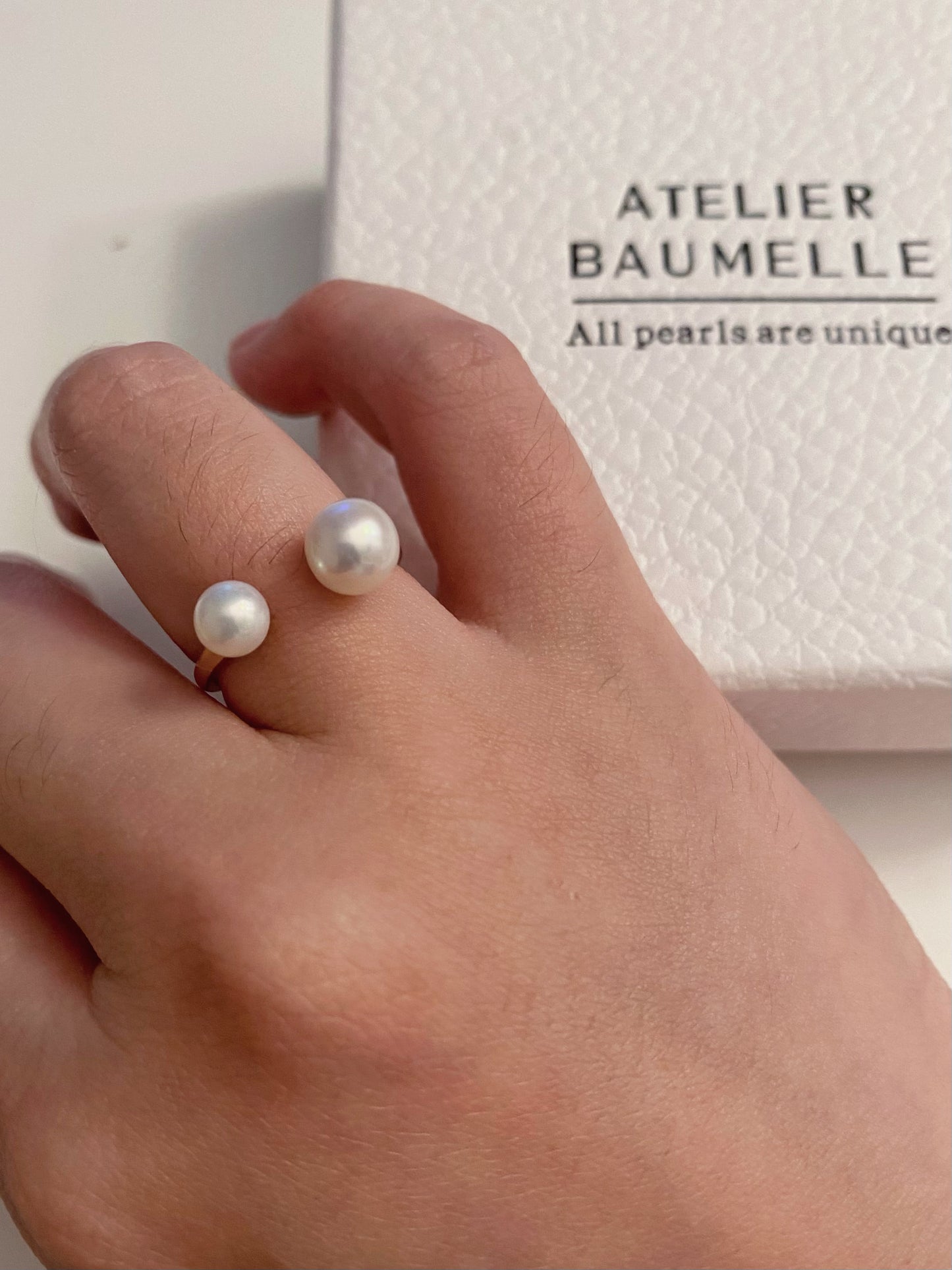 Double pearl ring