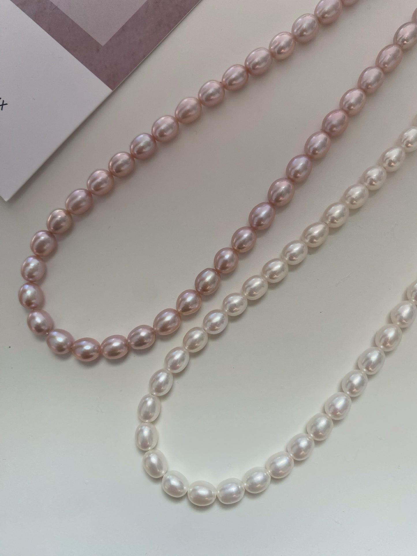 Excellent oval pearl necklace, 4-5 or 5-6mm