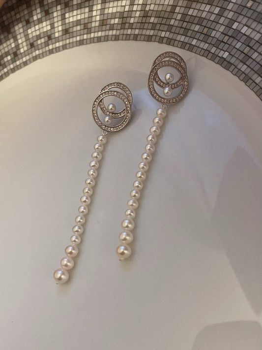 Pearl tassel earrings