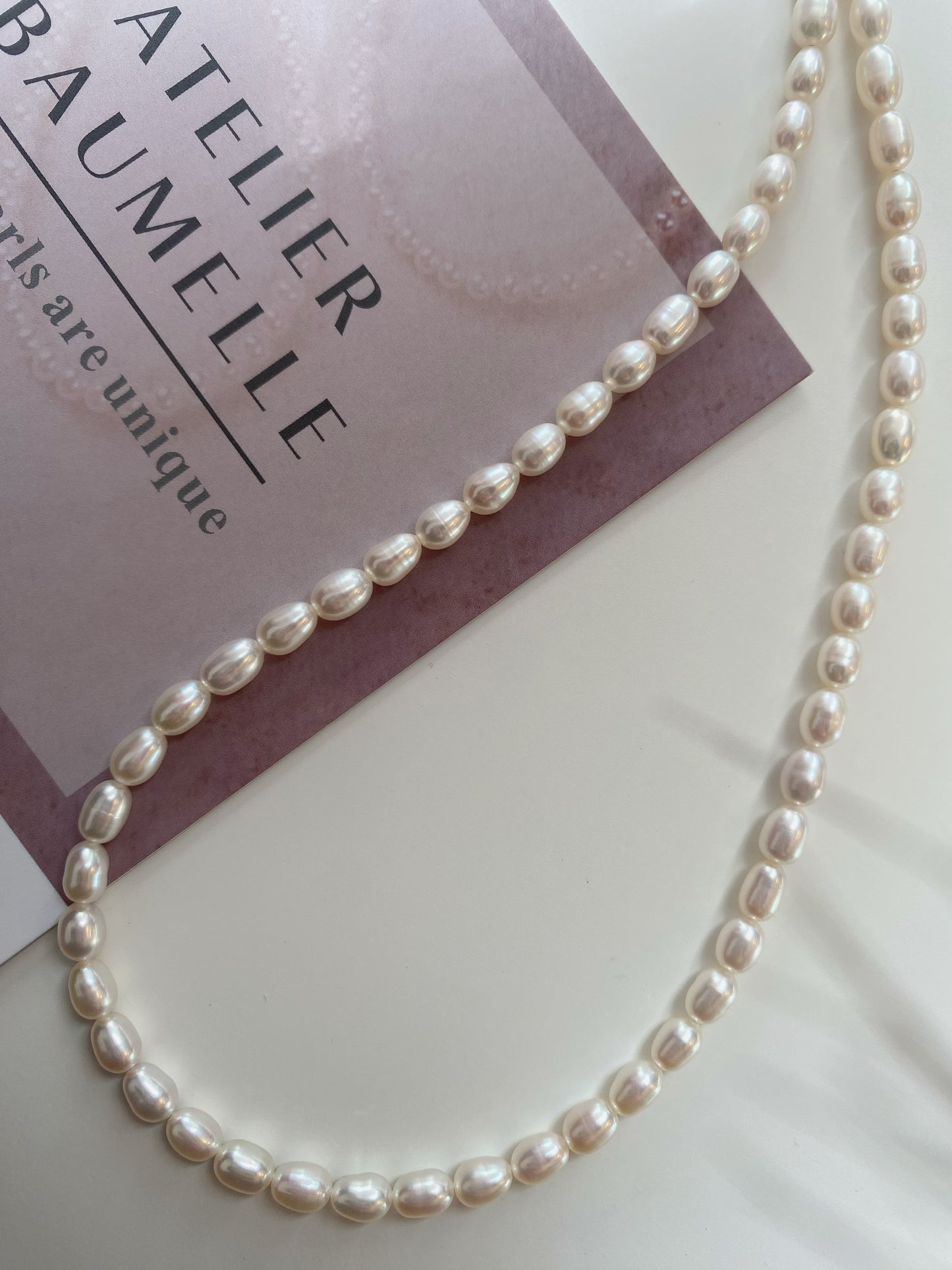 Excellent oval pearl necklace, 4-5 or 5-6mm