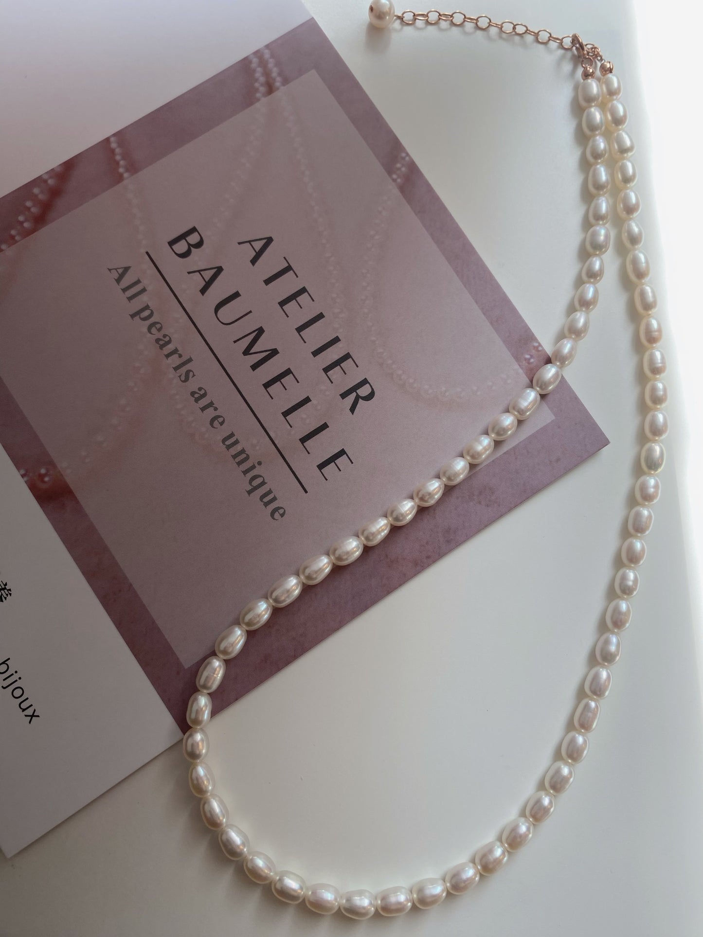 Excellent oval pearl necklace, 4-5 or 5-6mm