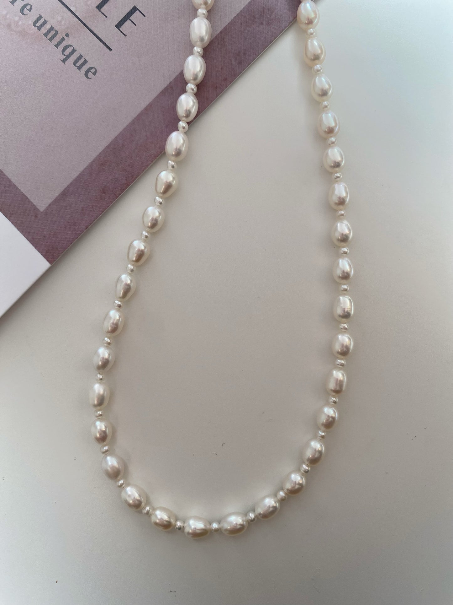 Interlaced oval pearl necklace, 4-5mm