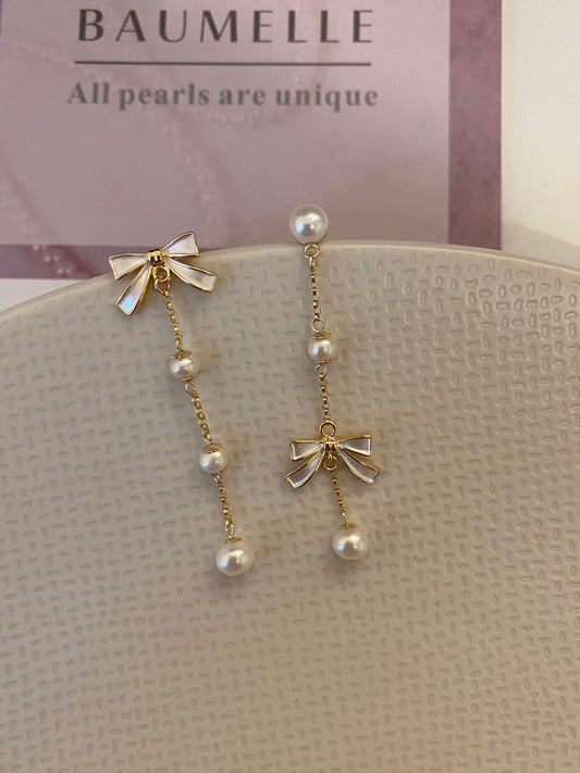 Asymmetrical baroque pearl dangle earrings