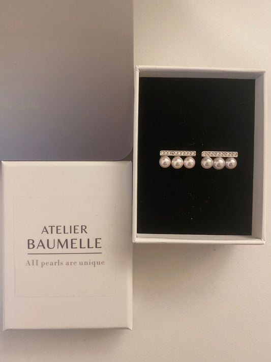 Boucle d'oreille barre d'équilibre