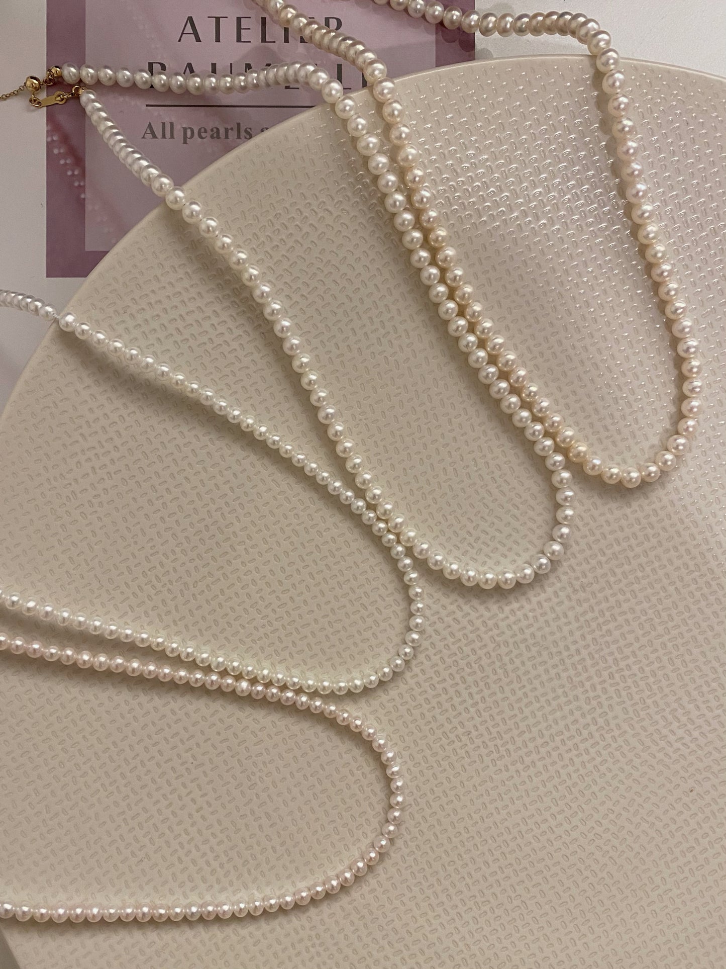 (Special Color) Pearl necklace