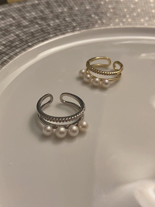 4 Pearls ring