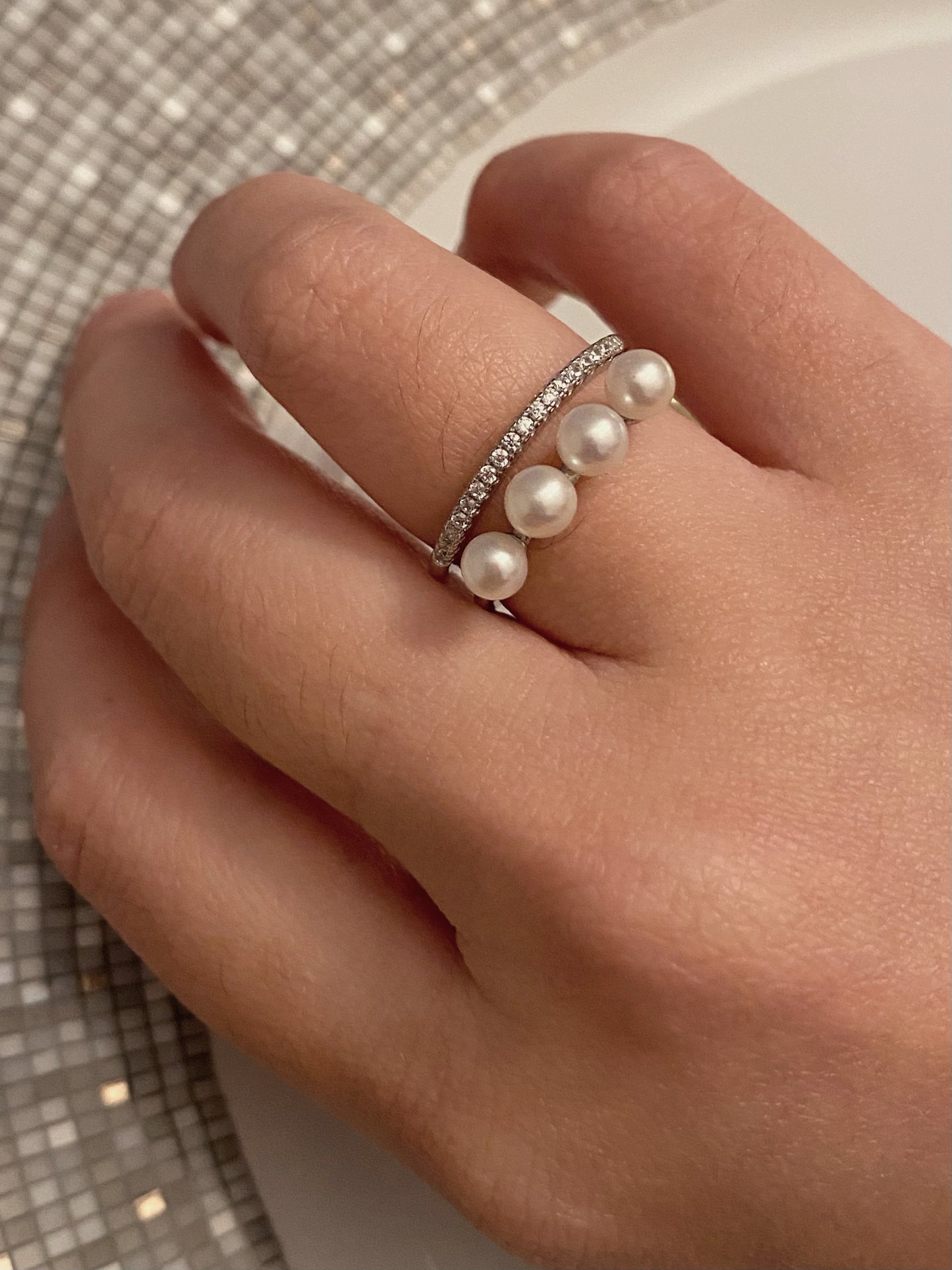 Bague avec 4 perles