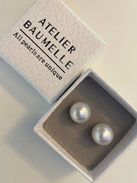 4A+ Button pearls stud earrings