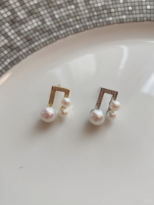 Music note earring M size