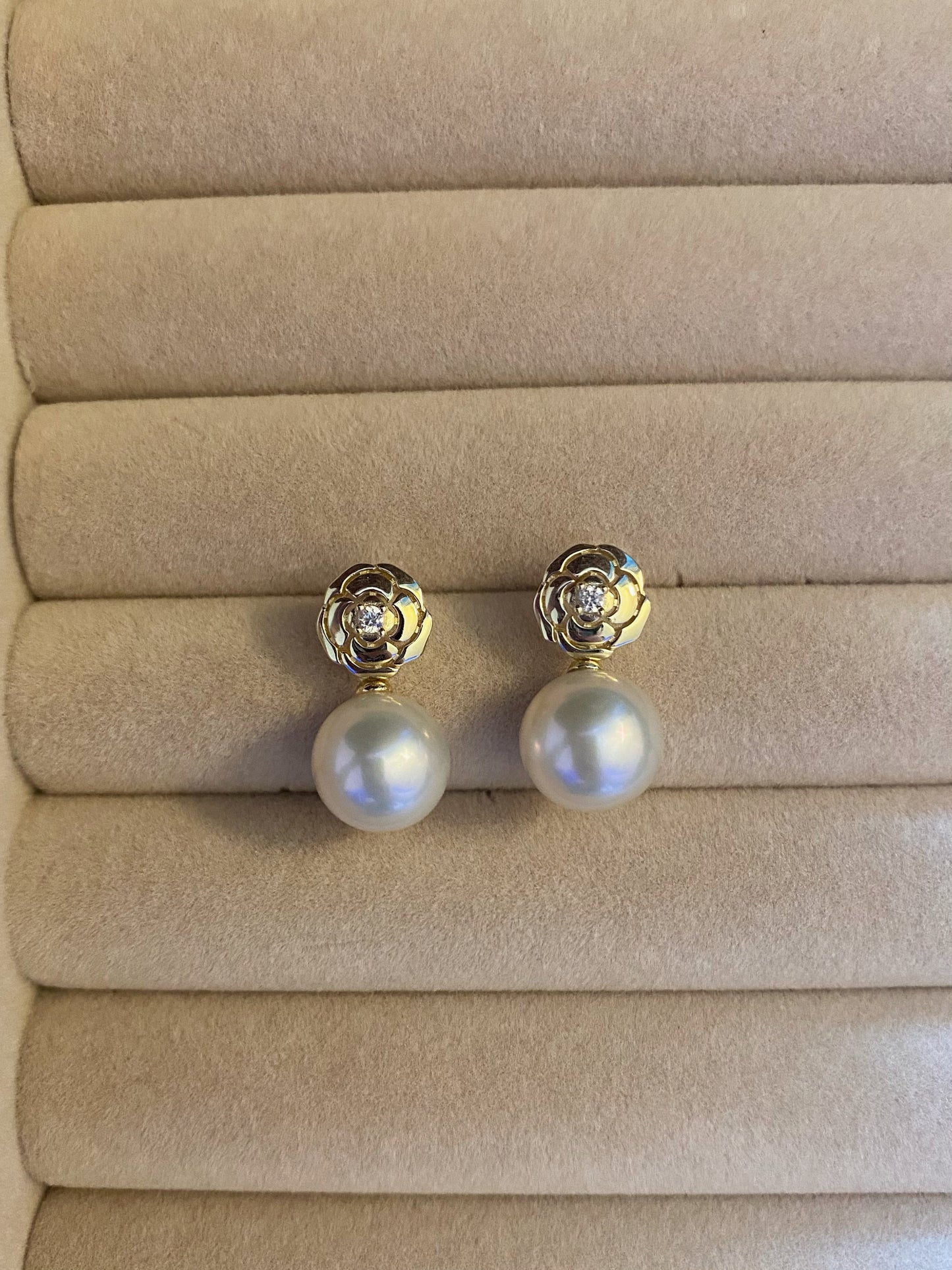 Camellia pearl drop earring